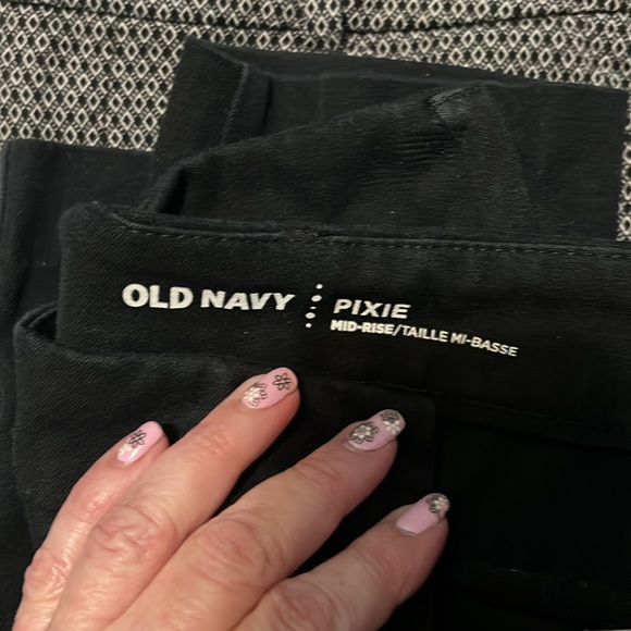 Old Navy Pixie pants lot - Picture 3 of 3